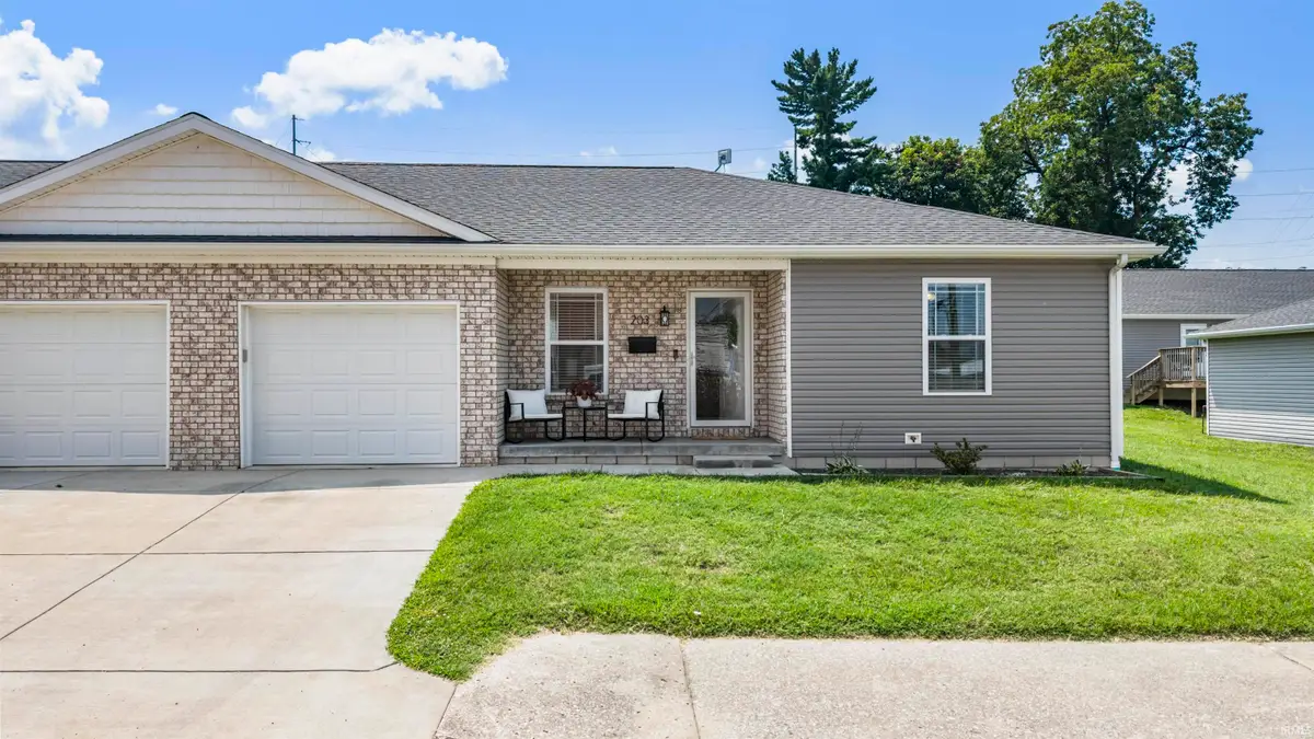 203 W Locust Street, Fort Branch, IN 47648 - #1