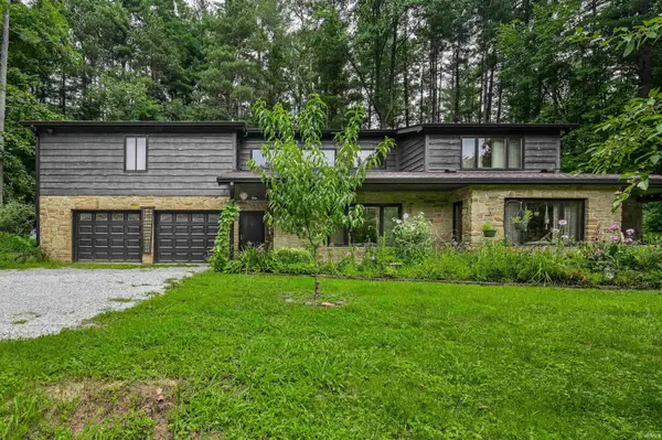 5994 Pine Tree Lane, Morgantown, IN 46160