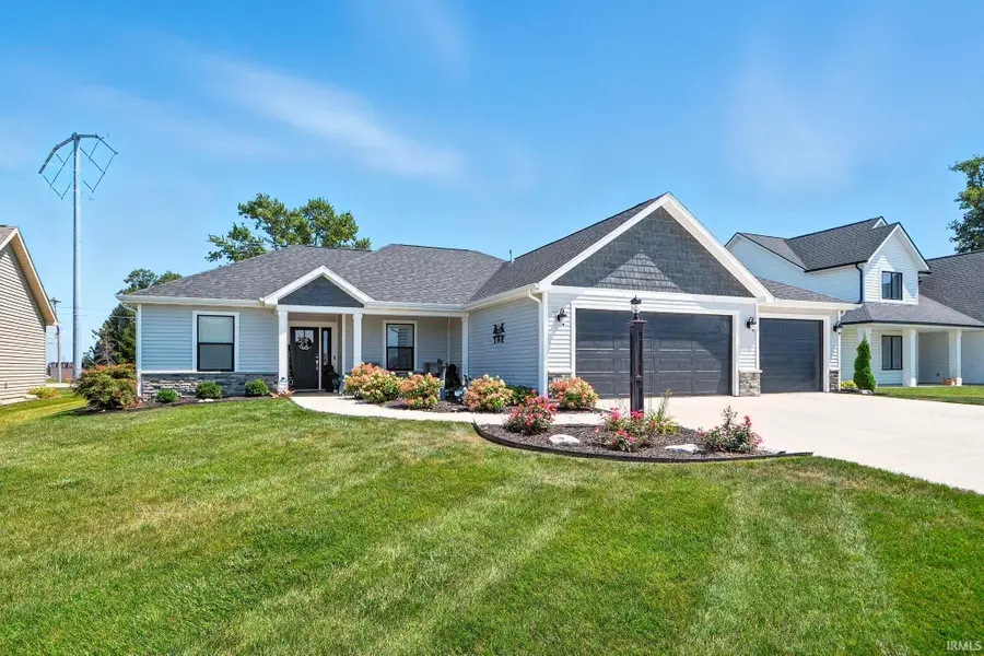 3310 Brantley Drive, New Haven, IN 46774 - Image #2