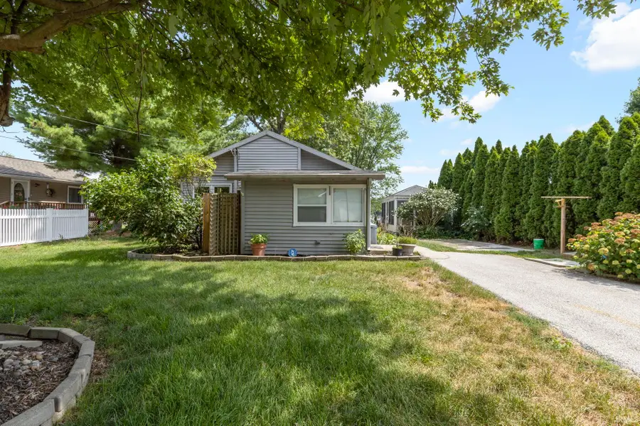 50902 Cornwall Road, Bristol, IN 46507 - Image #2