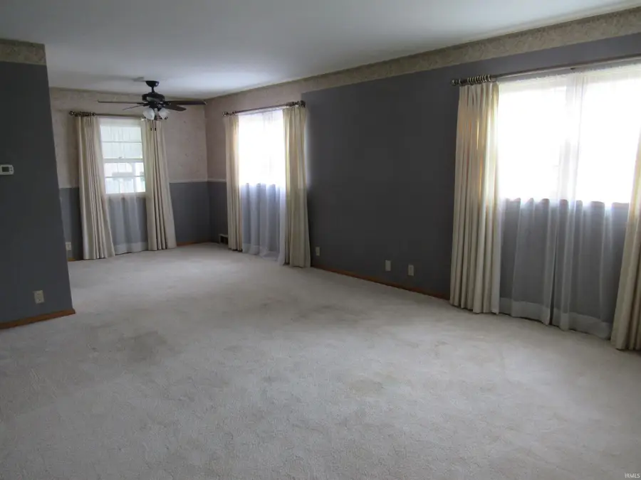 338 S Dixon Road, Kokomo, IN 46901 - Image #2