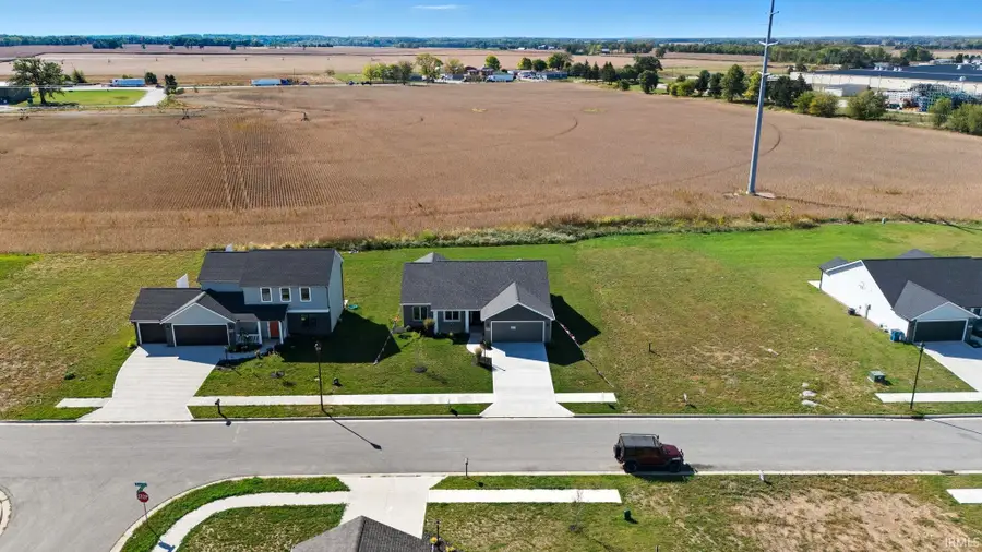 1016 Bryce Circle, Ligonier, IN 46767 - Image #2