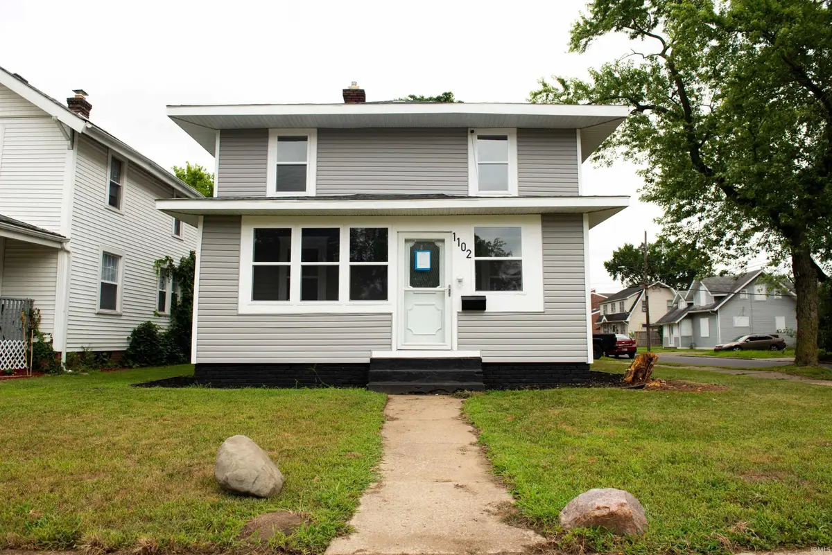 1102 Diamond Avenue, South Bend, IN 46628 - Image #1