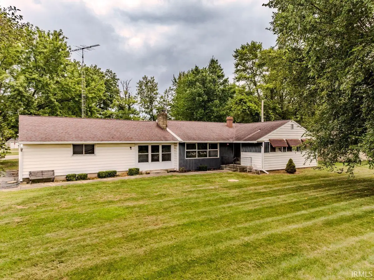 51 E Graceland Heights Drive, Hagerstown, IN 47346 - Image #1