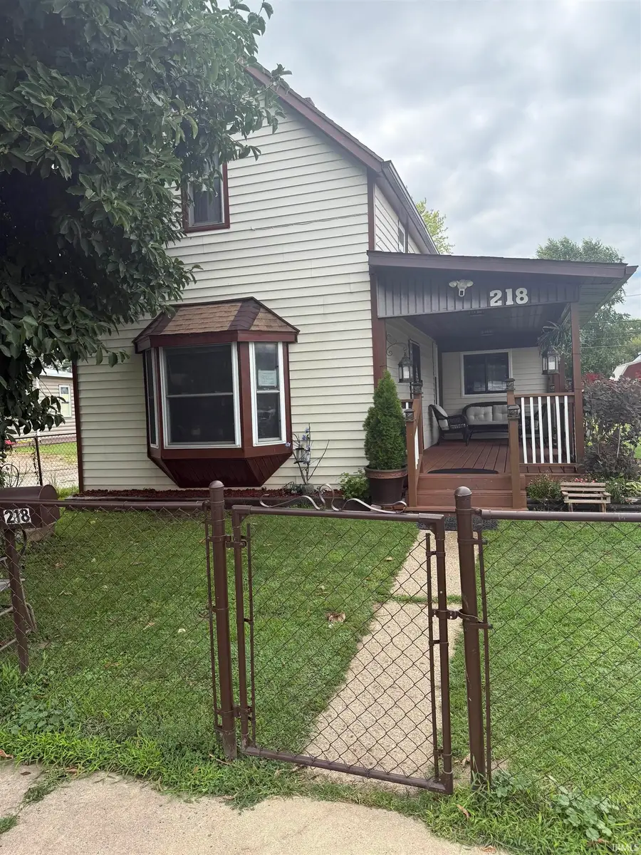 218 West Miami Avenue, Logansport, IN 46947 - Image #2