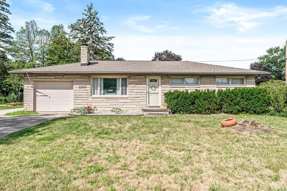 55415 Barksdale Street, Osceola, IN 46561 - Image #1