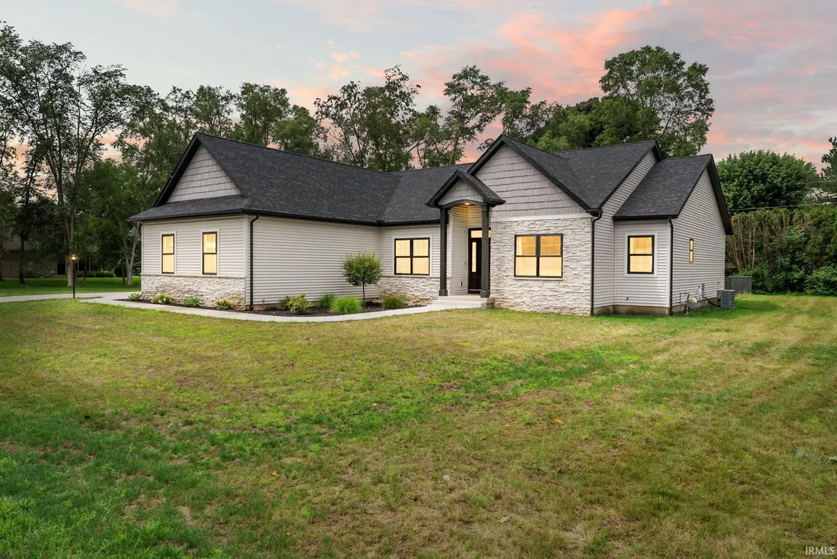 55629 Cardinal Drive, South Bend, IN 46619 - Image #1