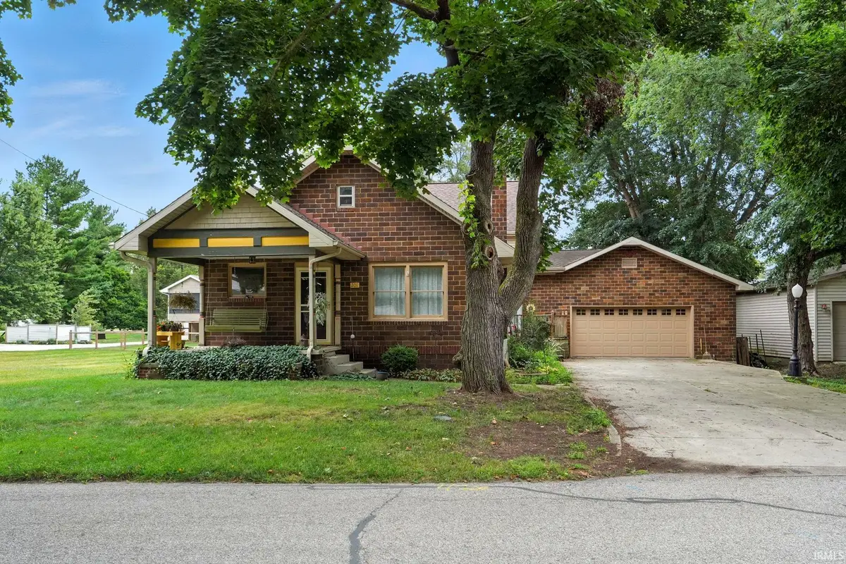 201 S River Road, North Manchester, IN 46962 - Image #1