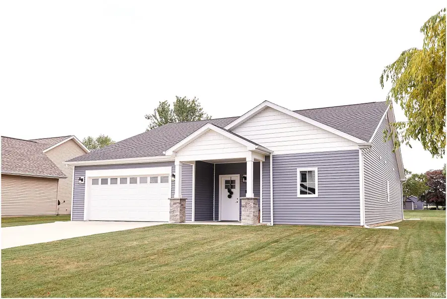 1018 W Water Street, Berne, IN 46711 - Image #2