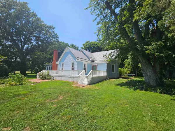 3232 S Petersburg Road, Wheatland, IN 47597