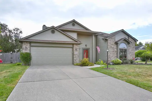 11204 Crested Oak Court, Fort Wayne, IN 46845