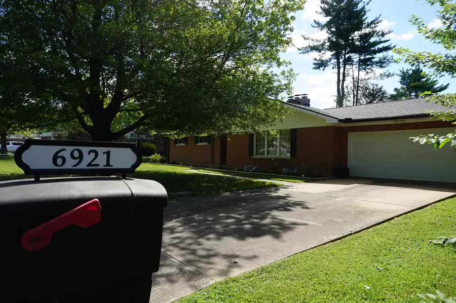 6921 Monroe Avenue, Evansville, IN 47715 - #2