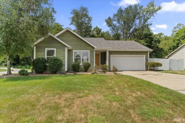 55161 Patrician Park Drive, Osceola, IN 46561