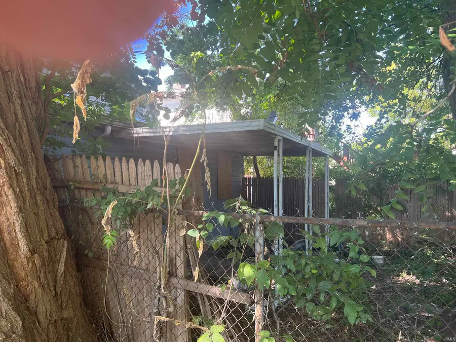 1013 W Delaware Street, Evansville, IN 47710 - Image #2