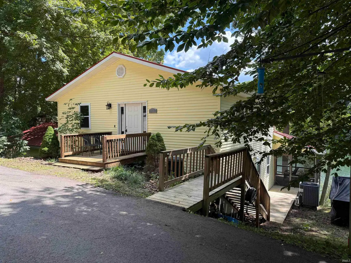 657 Patricia S-side Lane, Bedford, IN 47421 - Image #1