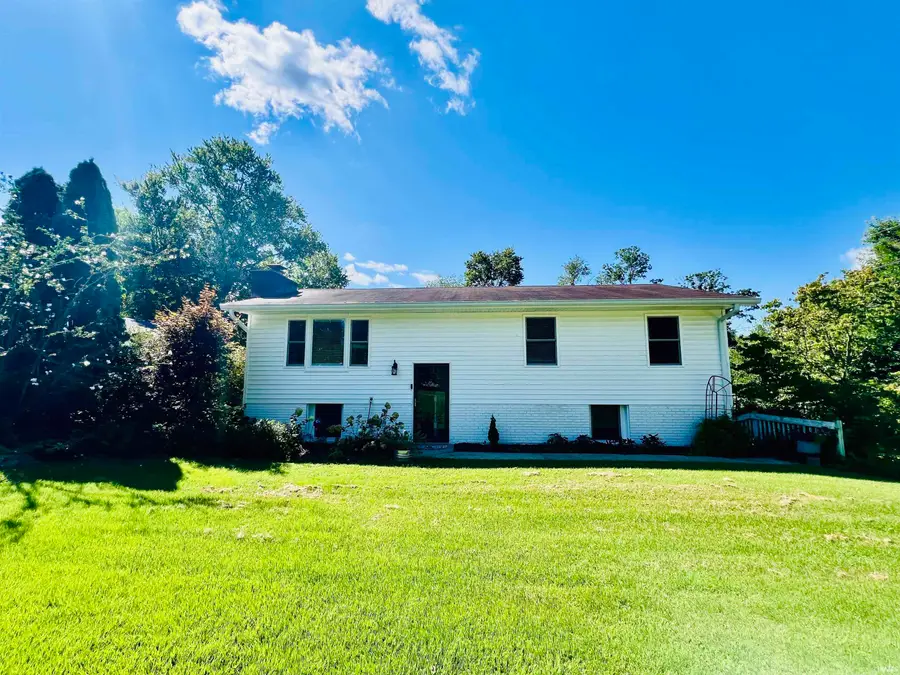 1520 E Vera Drive, Bloomington, IN 47401 - Image #2