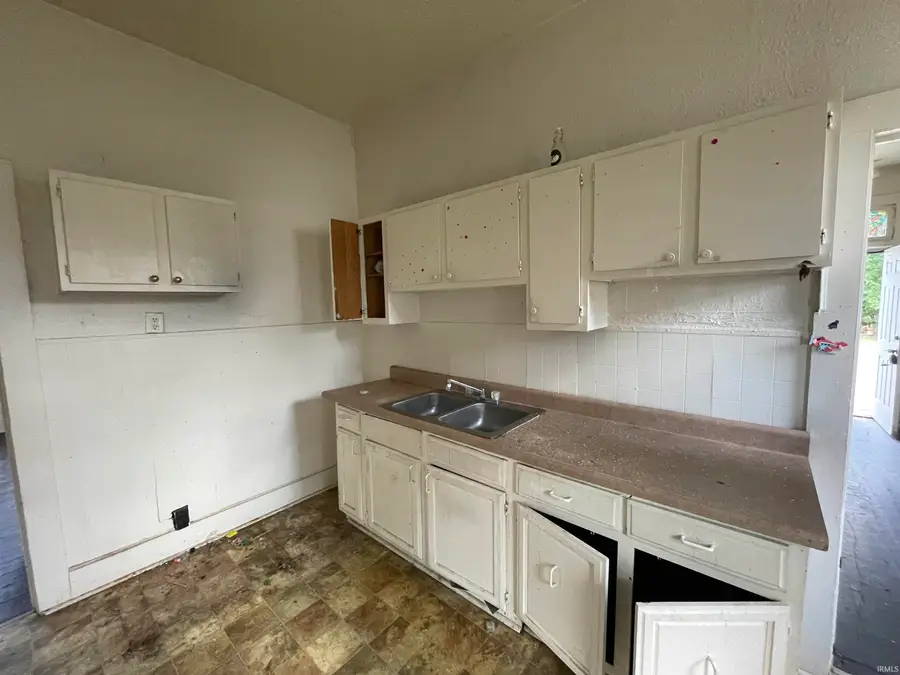 329 Taylor Avenue, Evansville, IN 47713 - Image #3