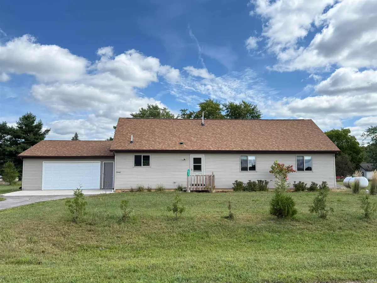 9945 W Myers Court, Angola, IN 46703 - Image #1