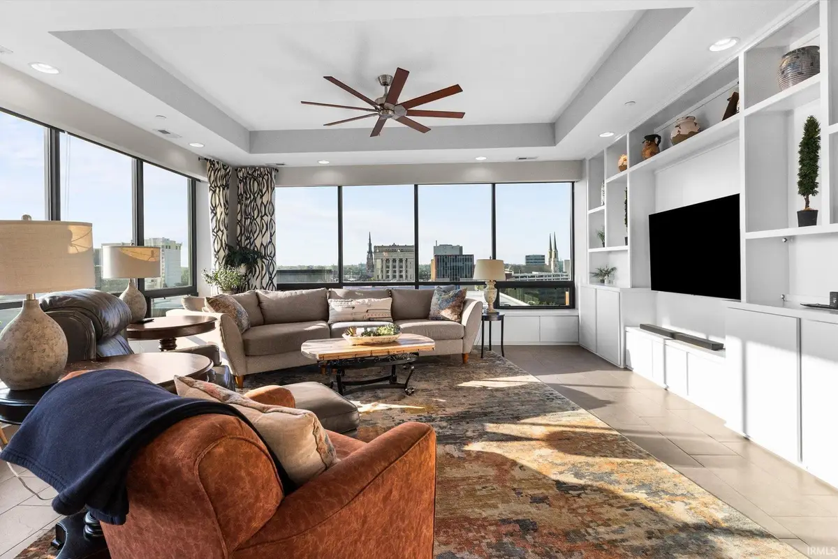 203 E Berry Street #905, Fort Wayne, IN 46802 - Image #1