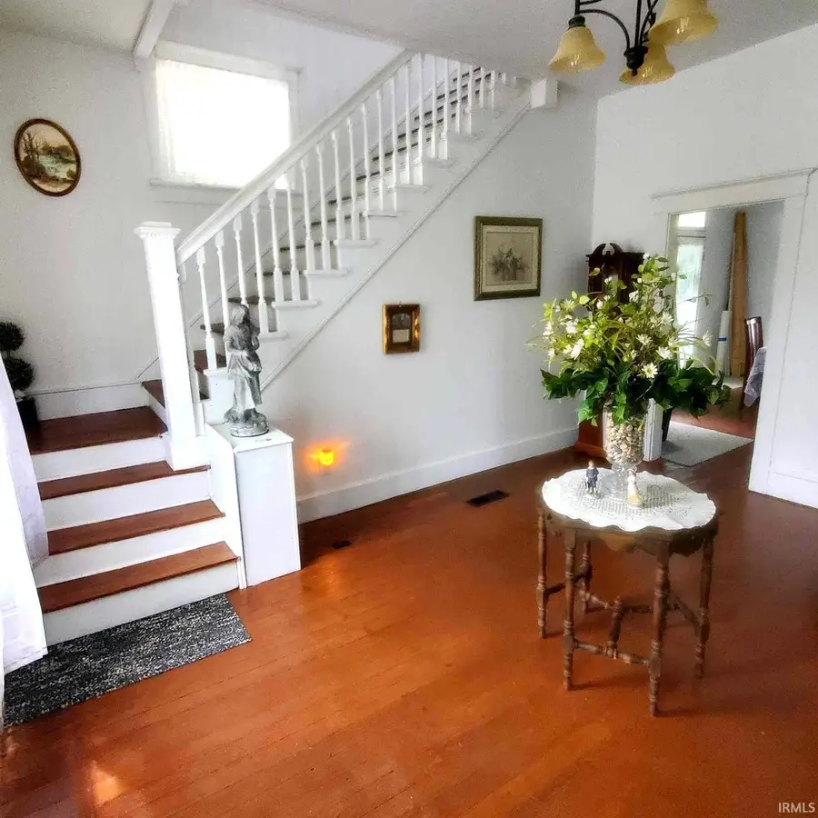 227 S 7th Street, Vincennes, IN 47591 - Image #2