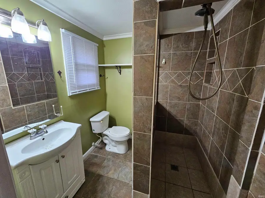 52040 Avanelle Street, Granger, IN 46530 - Image #3