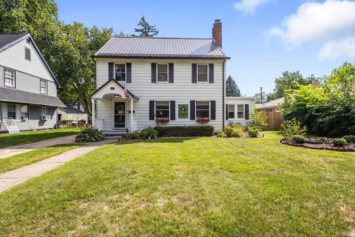 1812 College Street, South Bend, IN 46628 - Image #1