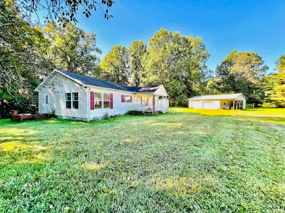 10460 E State Road 450, Shoals, IN 47581 - Image #1