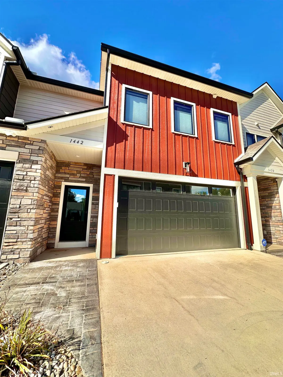 1442 Parkview Loop, South Bend, IN 46617 - Image #1