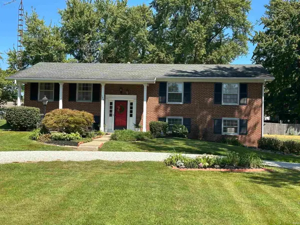 108 Harrison Drive, Vincennes, IN 47591