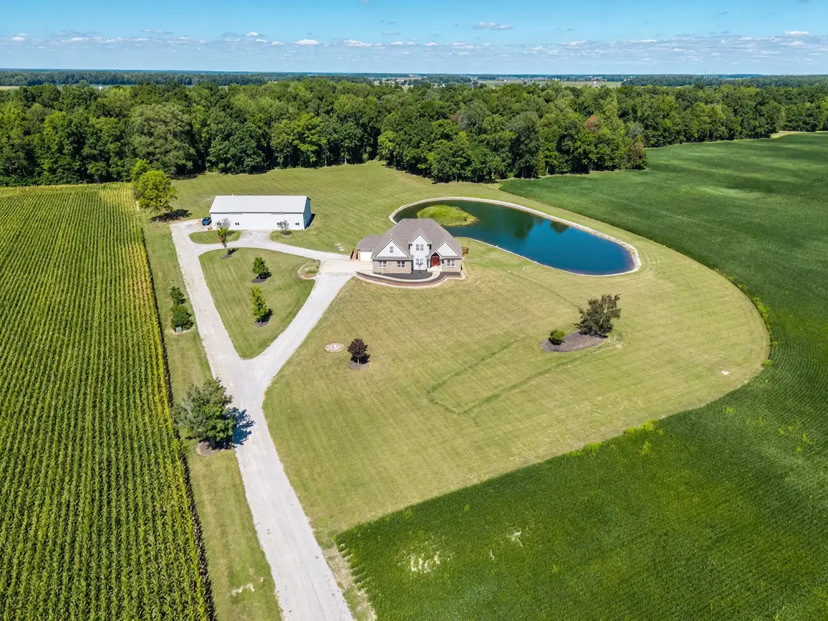 9905 Hoffman Road, Fort Wayne, IN 46816 - Image #1