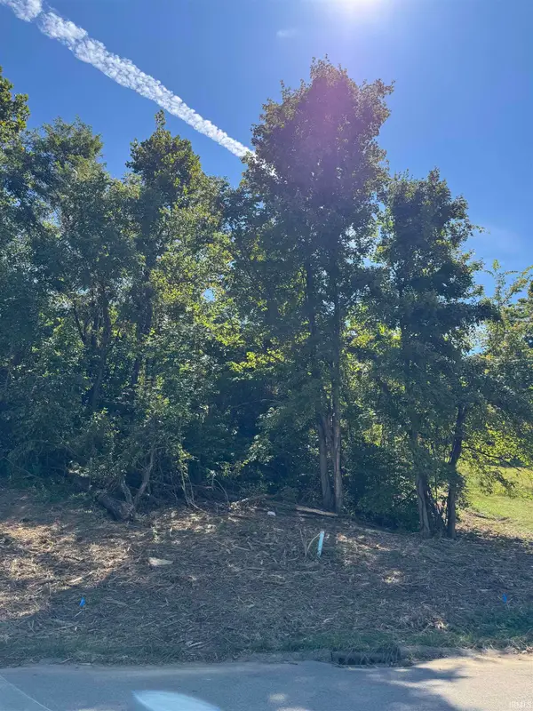 732 W Thornridge Way, Spencer, IN 47460