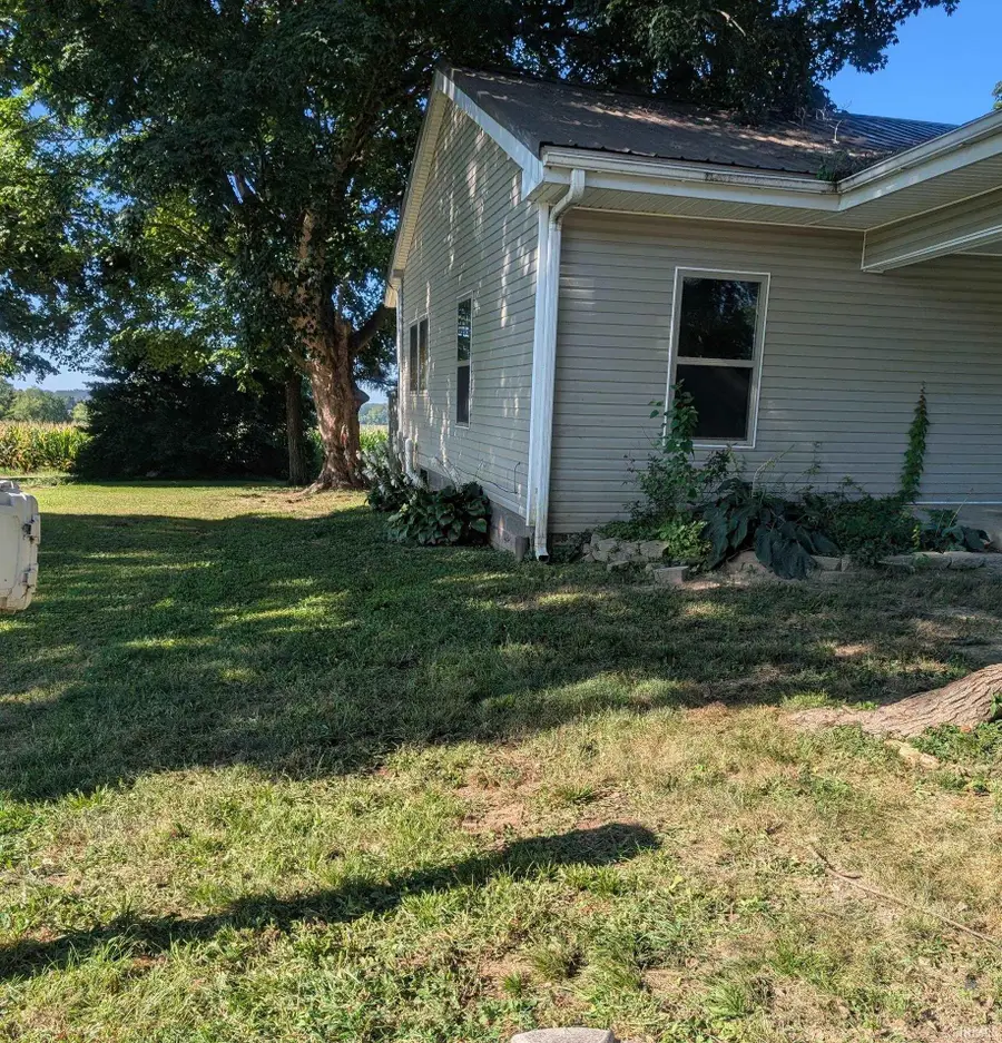 609 W Main Street, Bruceville, IN 47516 - Image #2