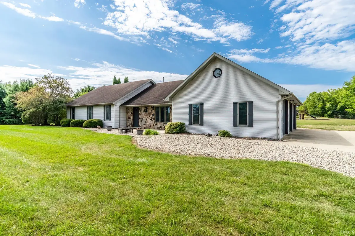 2545 N Etna Road, Columbia City, IN 46725 - #1