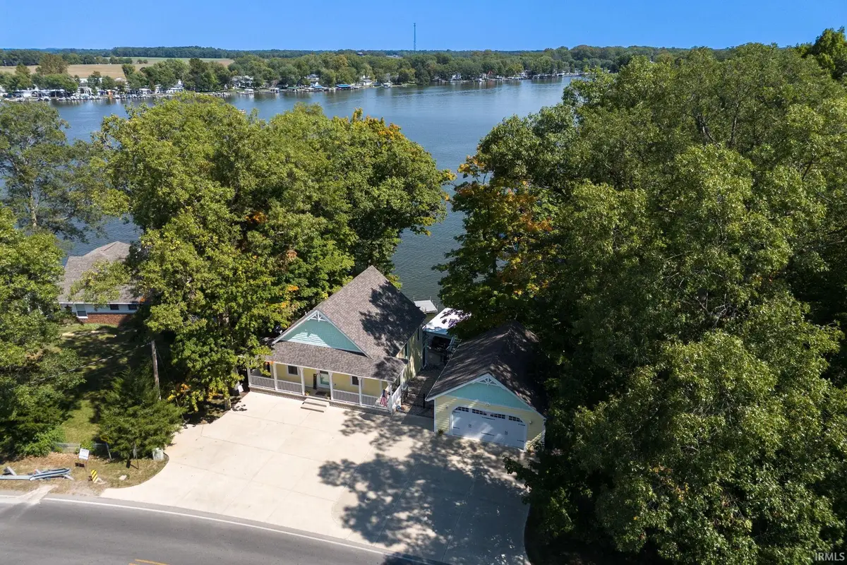 3743 N West Shafer Drive, Monticello, IN 47960 - Image #1