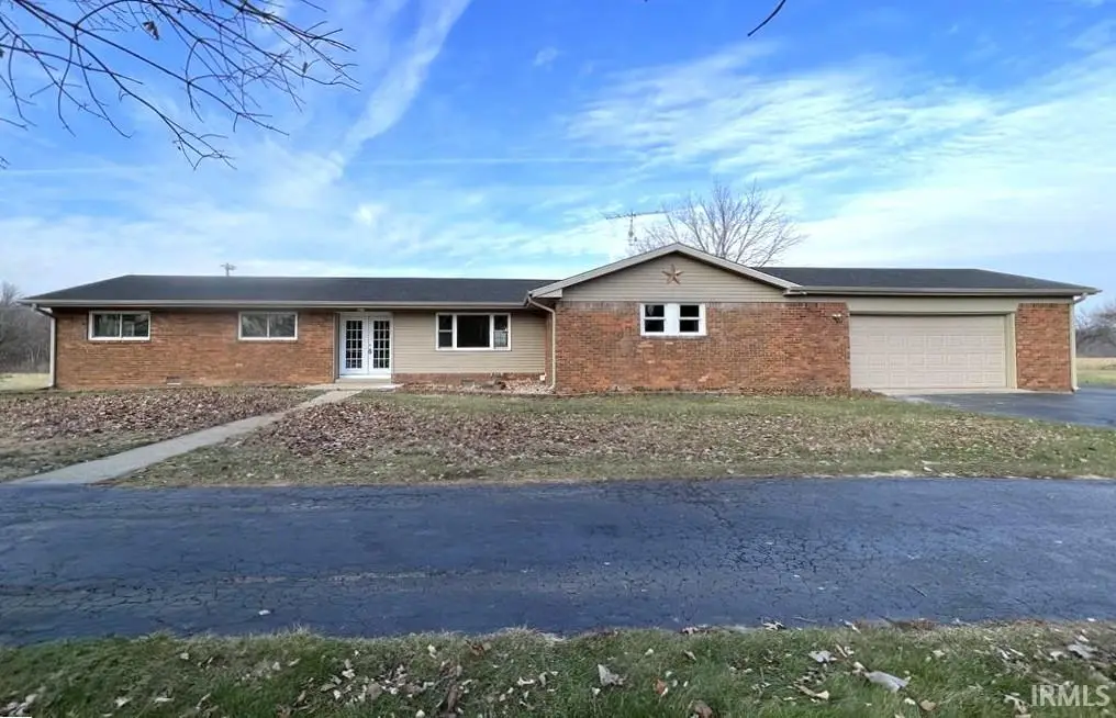 822 N Walnut Hills, Crawfordsville, IN 47933 - #1