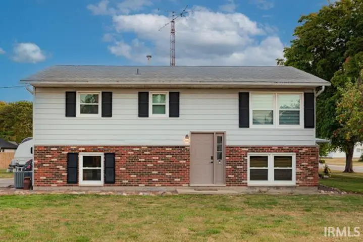 705 S Wood Street, Brookston, IN 47923 - Image #2