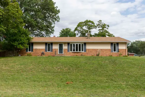 56106 Wynnewood Drive, Osceola, IN 46561