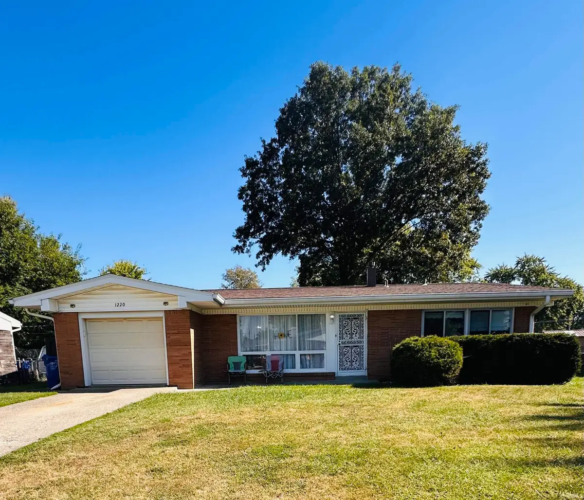 1220 Meadowbrook Drive, Kokomo, IN 46902 - Image #1