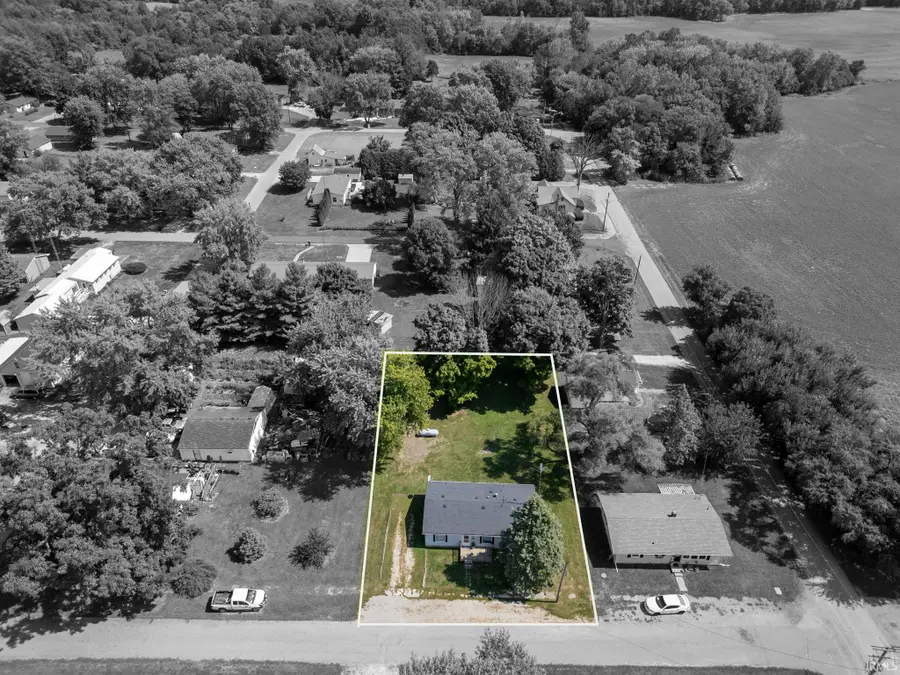 705 S Clinton Street, West Lebanon, IN 47991 - Image #3