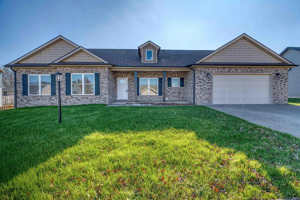 316 Sunset Drive, Mount Vernon, IN 47620 - Image #1