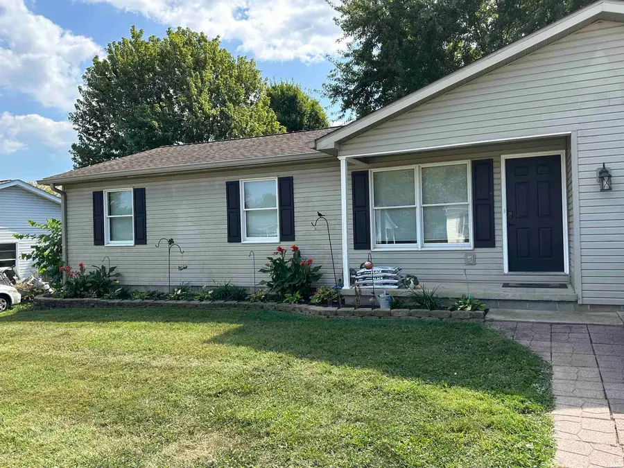 527 W Potowatami Drive, Ellettsville, IN 47429 - Image #2