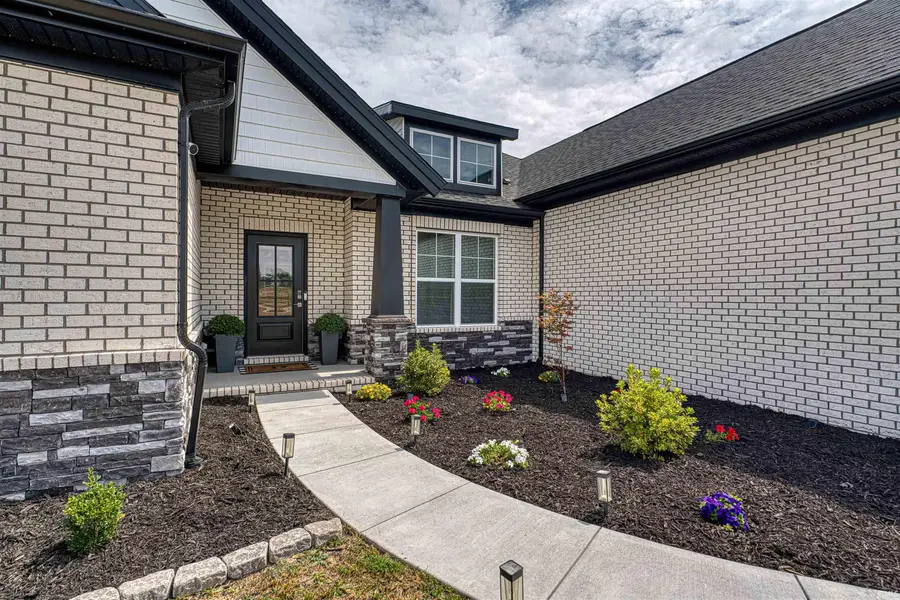 5620 Red Lake Drive, Mount Vernon, IN 47620 - Image #3