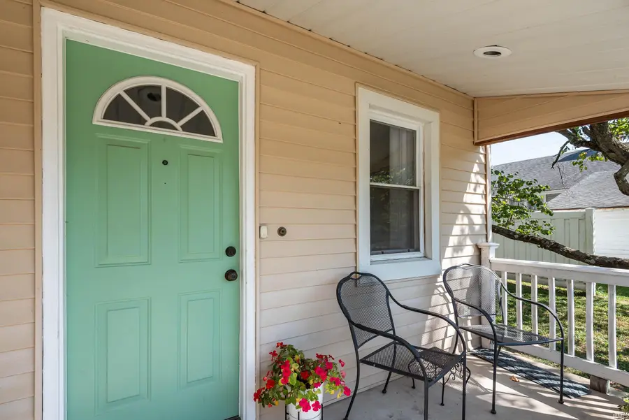 118 W South Street, Bloomfield, IN 47424 - Image #3