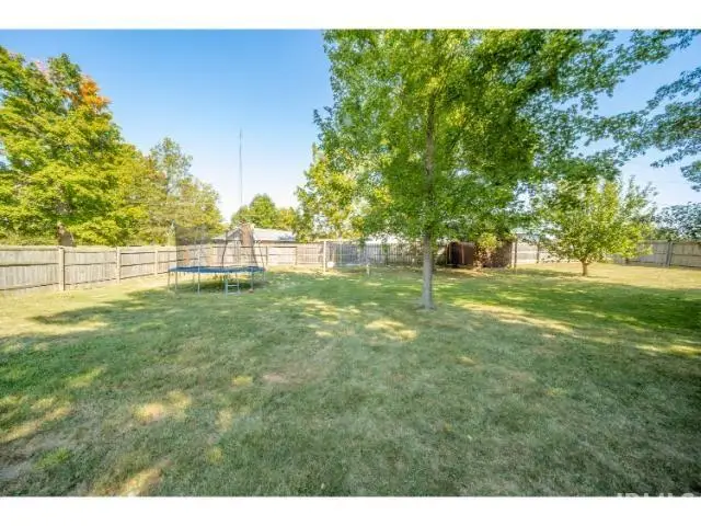 953 Earl Drive, Upland, IN 46989 - Image #2