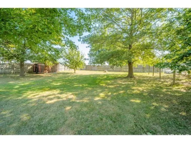953 Earl Drive, Upland, IN 46989 - Image #3