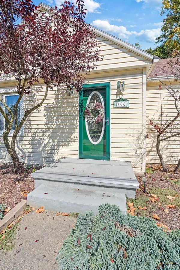 306 W Jackson Street, Galveston, IN 46932