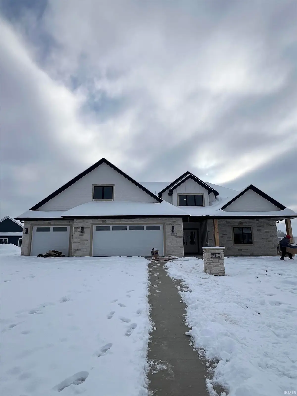 17712 Castlefeane Court, Leo, IN 46765 - Image #1