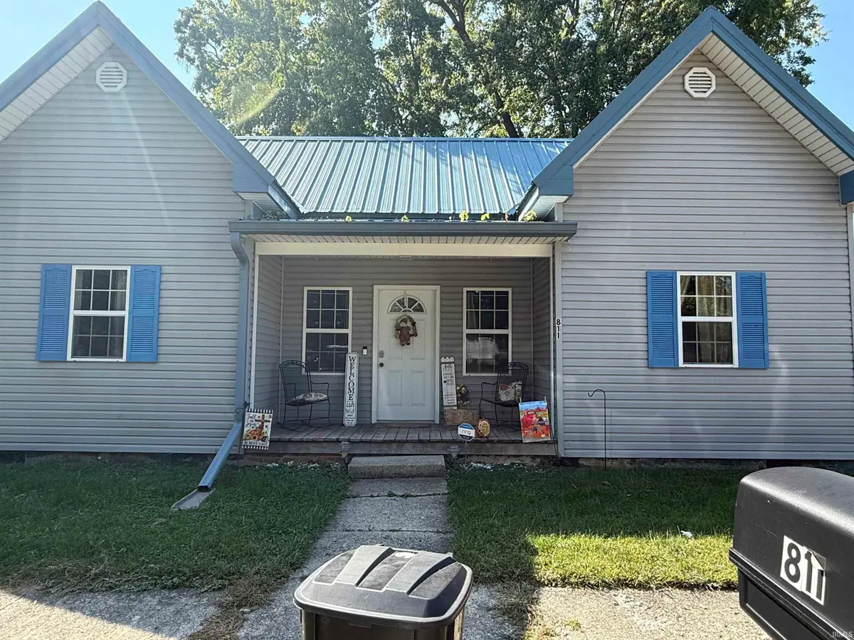 811 W Kickapoo Street, Hartford City, IN 47348 - #1