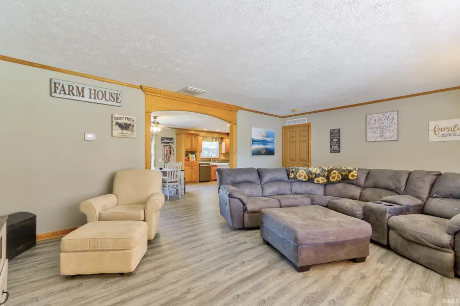 9596 W 575 S, Owensville, IN 47665 - Image #3