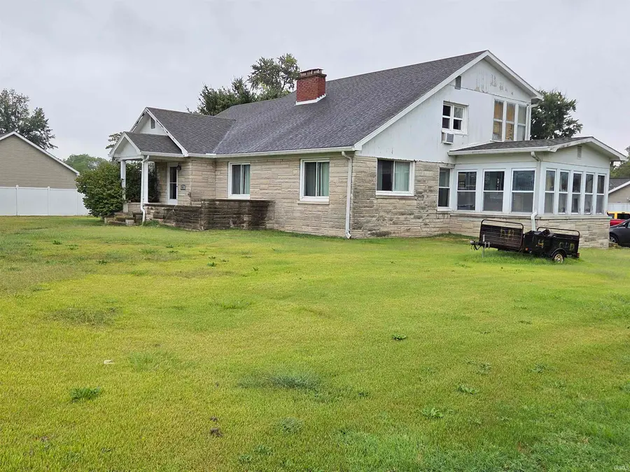 401 N First Street, Owensville, IN 47665 - Image #2